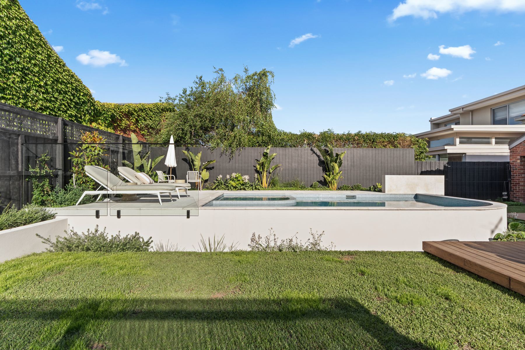 Alphington, Alphington, Melbourne. Project photograph